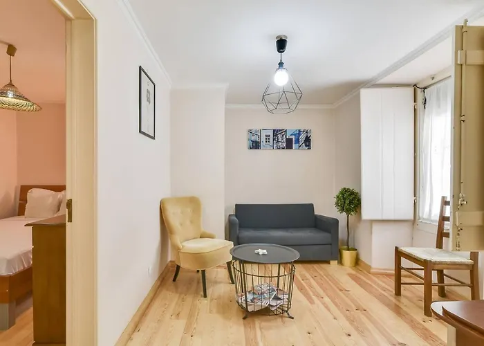 Portuguese Design 1 Bedroom In The Heart Of * ליסבון