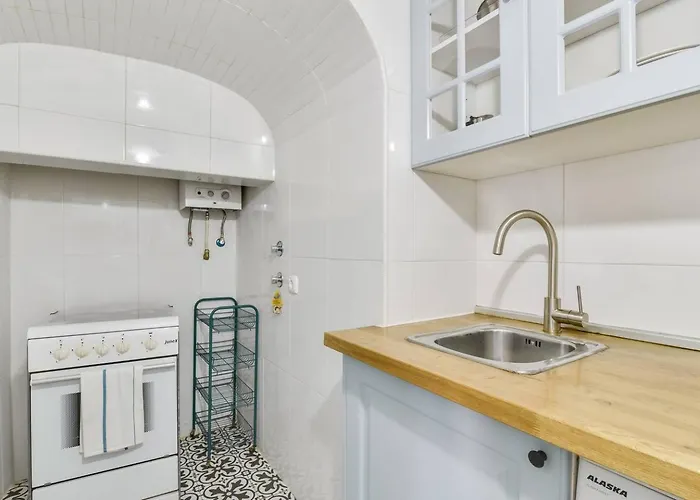 Portuguese Design 1 Bedroom In The Heart Of דירה *