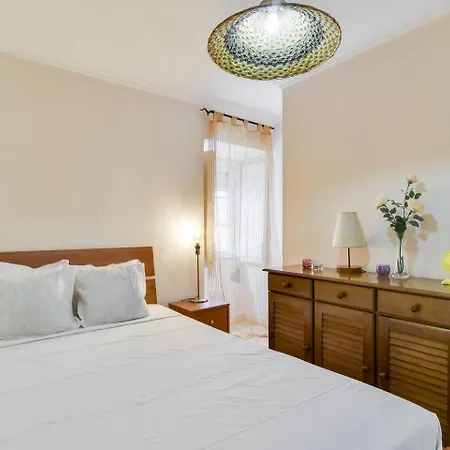 Portuguese Design 1 Bedroom In The Heart Of Apartman Lisboa